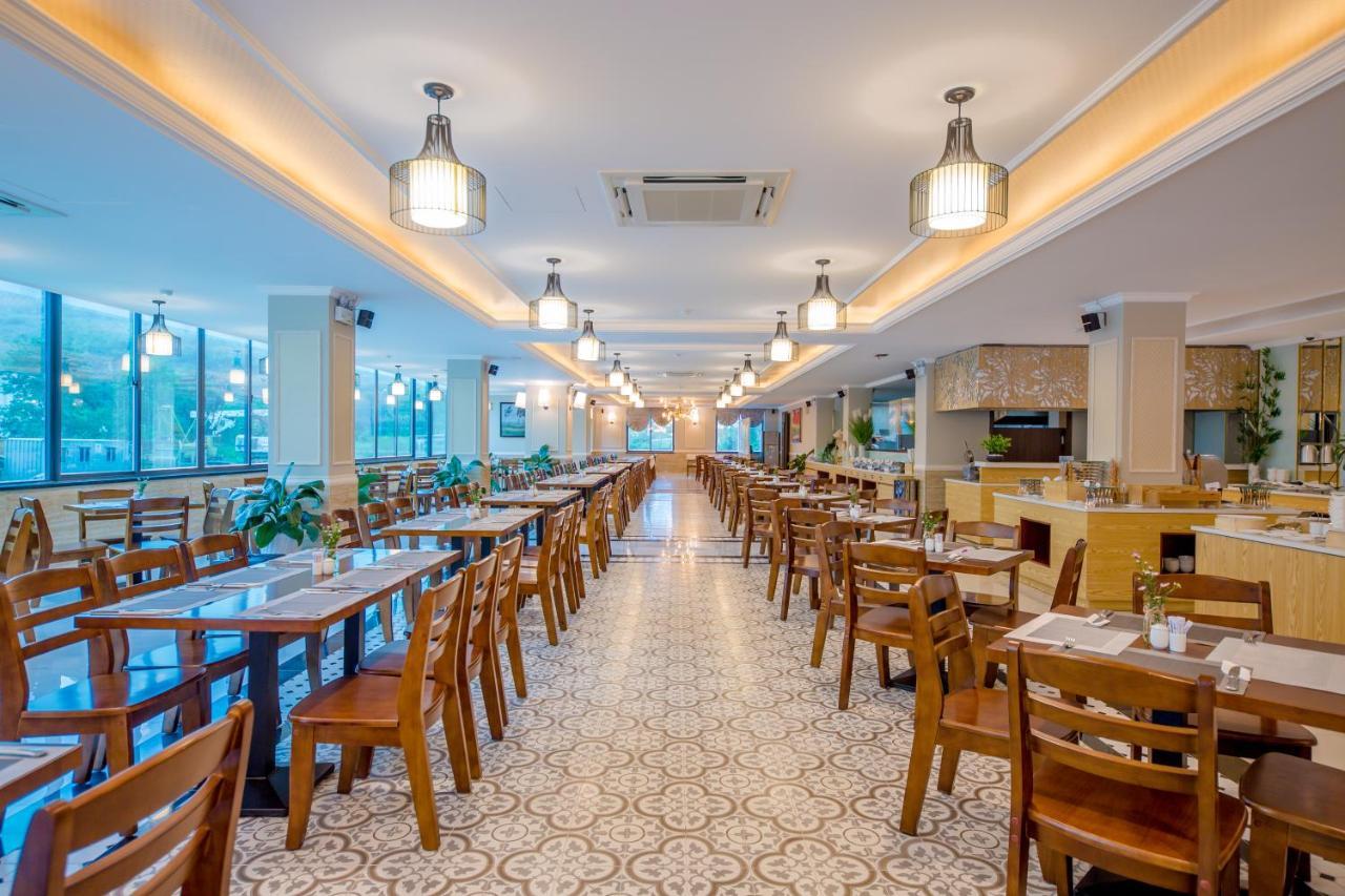 Orbit Hotel Nha Trang Exterior photo