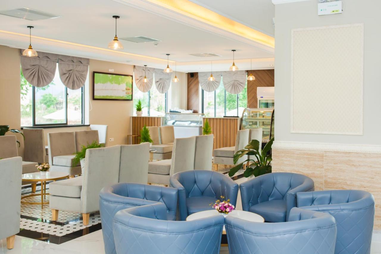 Orbit Hotel Nha Trang Exterior photo